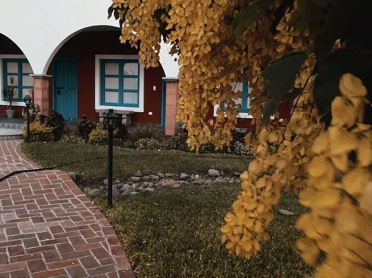 ホテル Finca San José