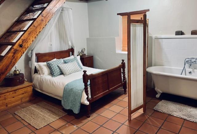 فندق Heiveld Farm Cottages