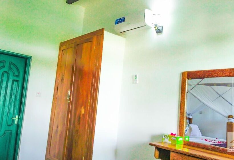 Отель Jabali Bungalows Lodge