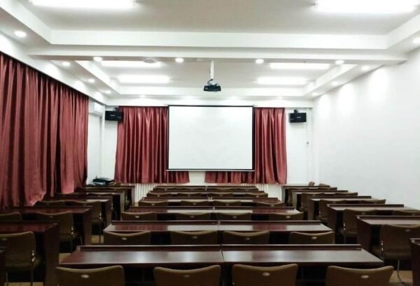 فندق Jinjiang Inn Jiamusi New Mart