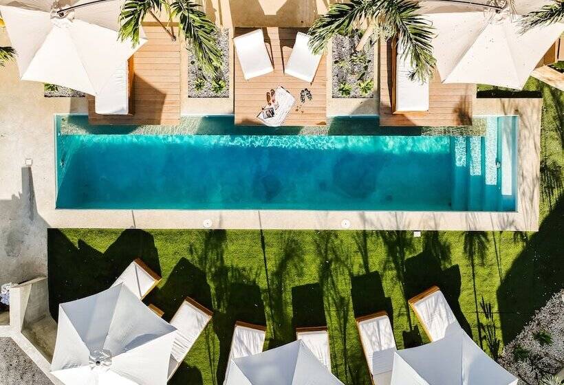 ホテル L Avventura Boutique