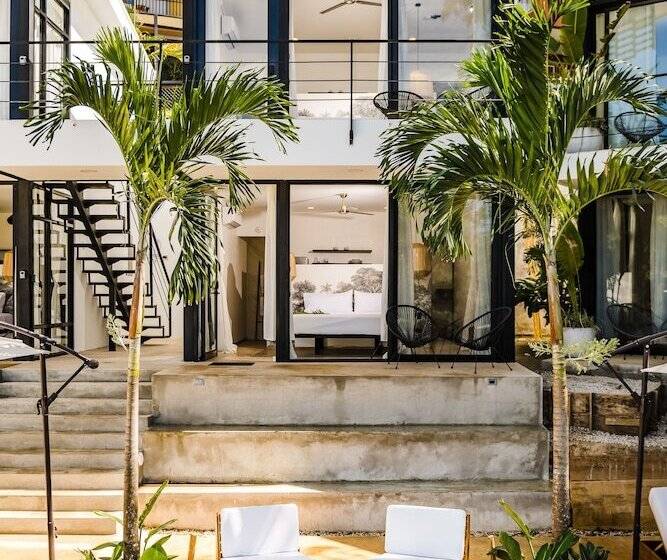 ホテル L Avventura Boutique