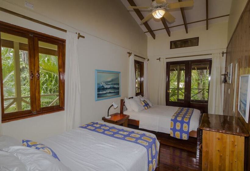 فندق La Ponderosa Beach & Jungle Resort