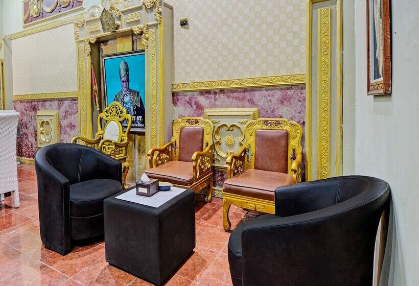 هتل Maharani Guest House Syariah By Oyo