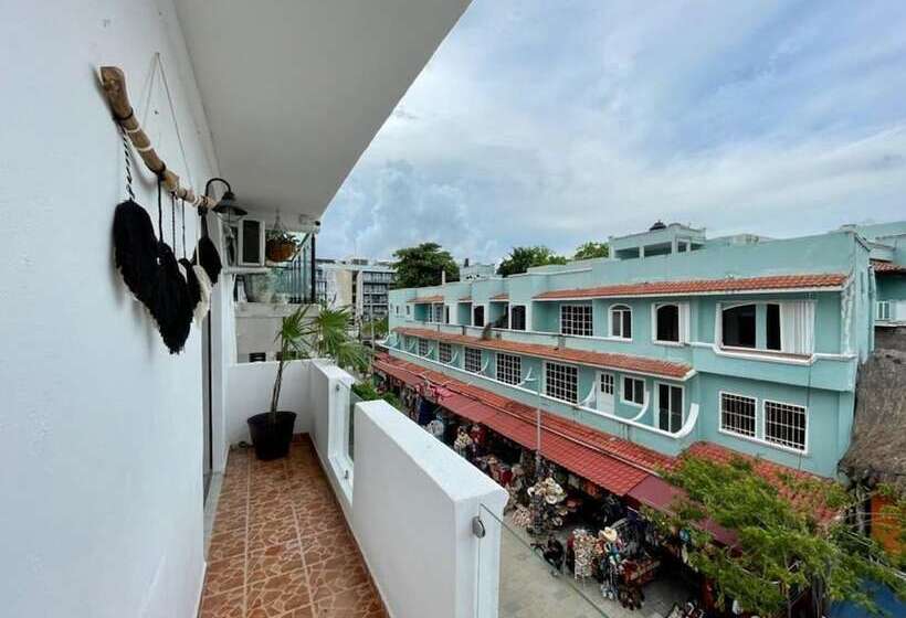 ホテル Mayab Playa   5th. Ave