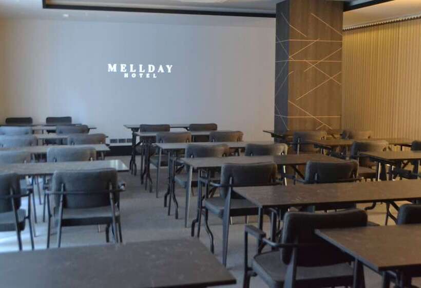 ホテル Mellday
