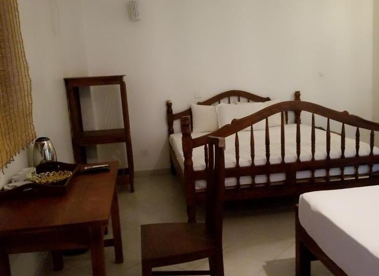 فندق Mirissa Heights