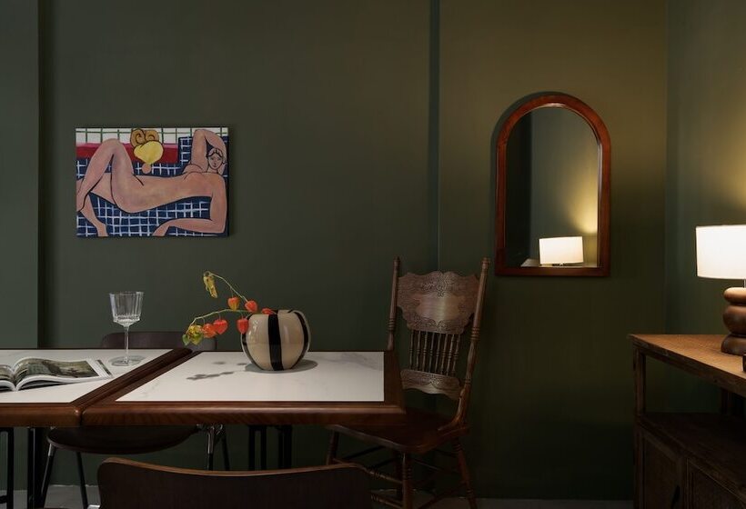 בית מלון כפרי Or Black