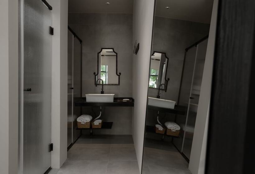 בית מלון כפרי Or Black