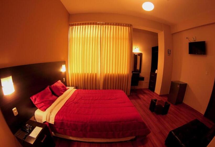 Отель Pacific Suites