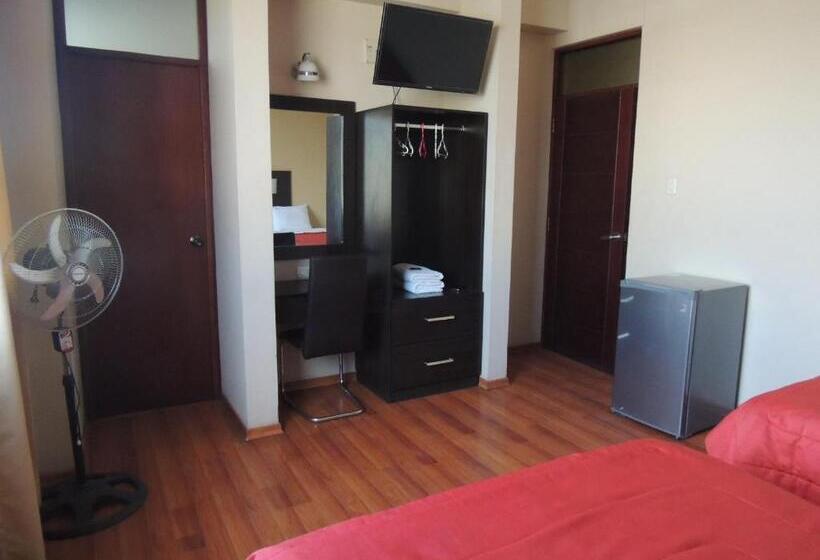 Отель Pacific Suites