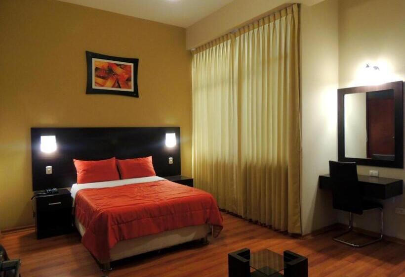 Отель Pacific Suites