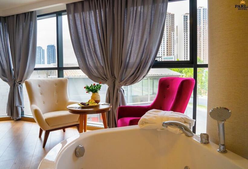 فندق Parla Suite