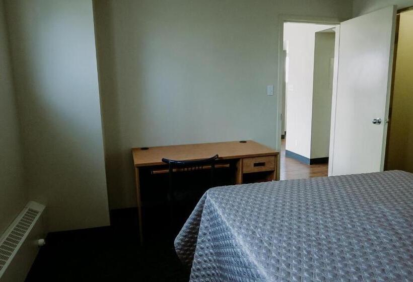 فندق Sait Residence & Conference Centre   Calgary