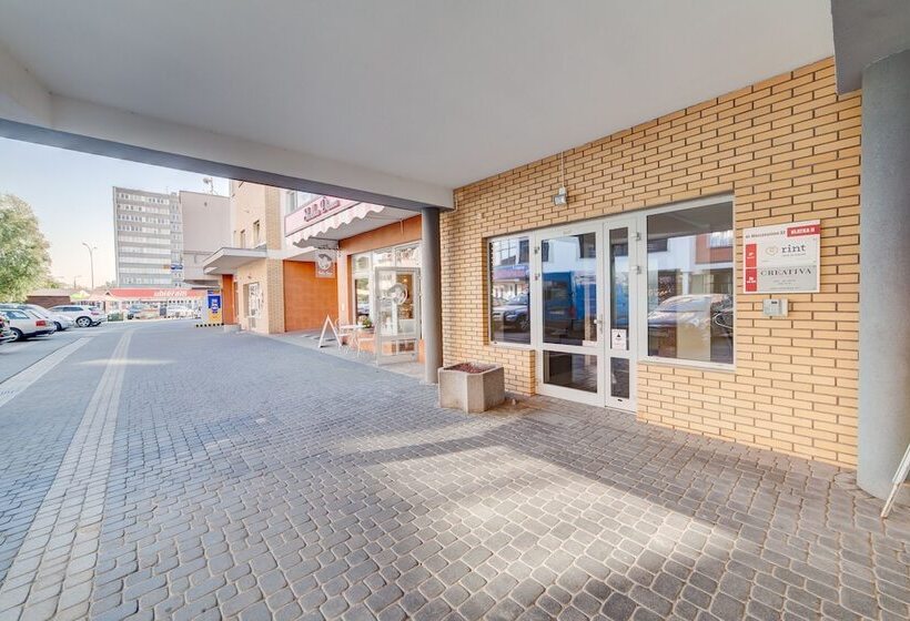 בית מלון כפרי Rint32