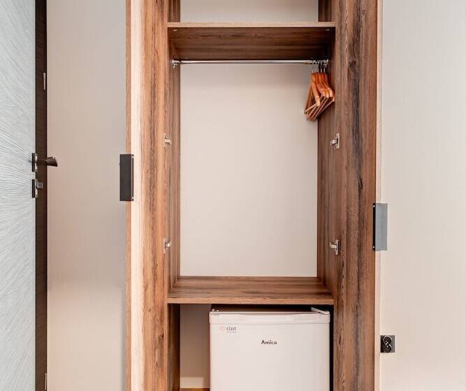 בית מלון כפרי Rint32