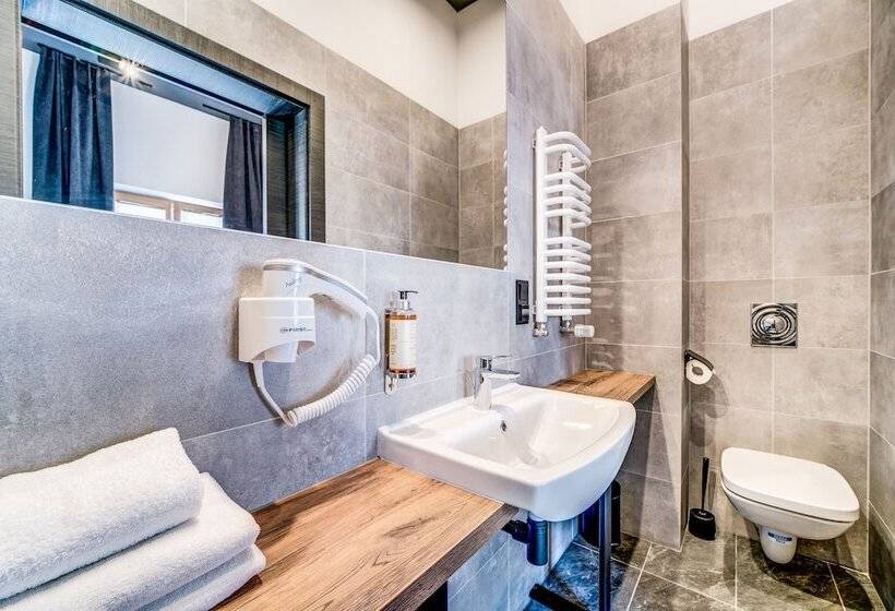 בית מלון כפרי Rint32