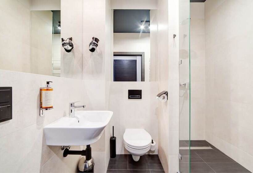 בית מלון כפרי Rint32