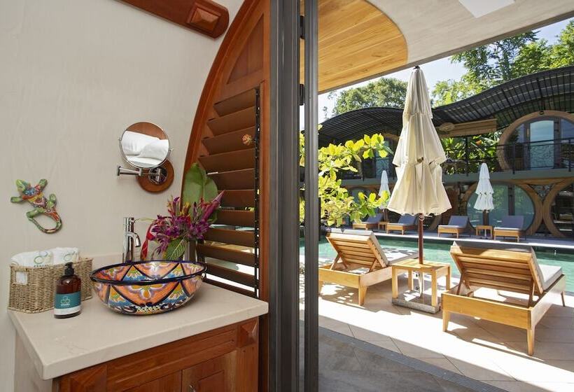 בית מלון כפרי Saranda Boutique