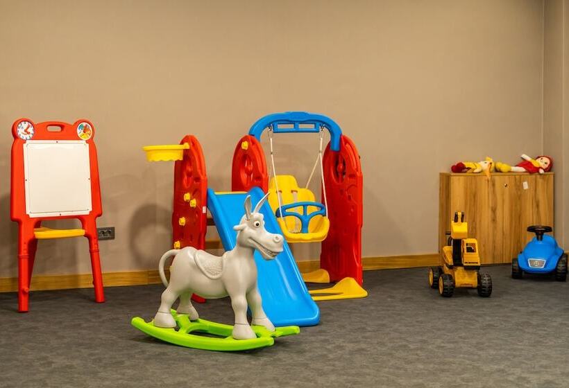 هتل Sarpi̇no Mountai̇n