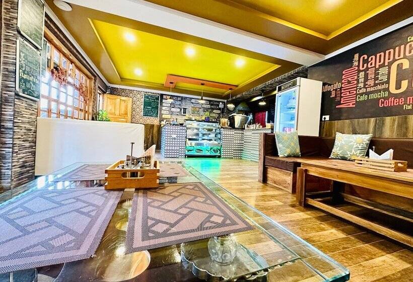 فندق Silver Cloud