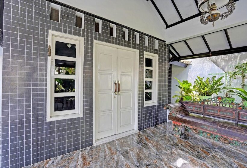 فندق Spot On 91868 Nusa Indah Guest House Syariah