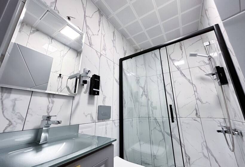 فندق Teker Luxury