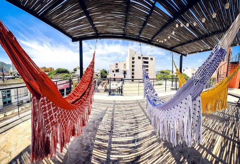 Отель The Orange House