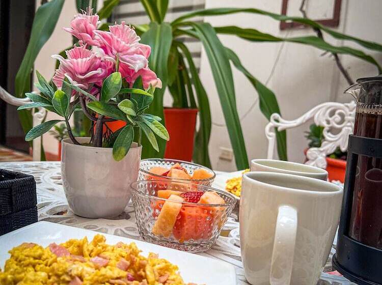 Отель The Orange House