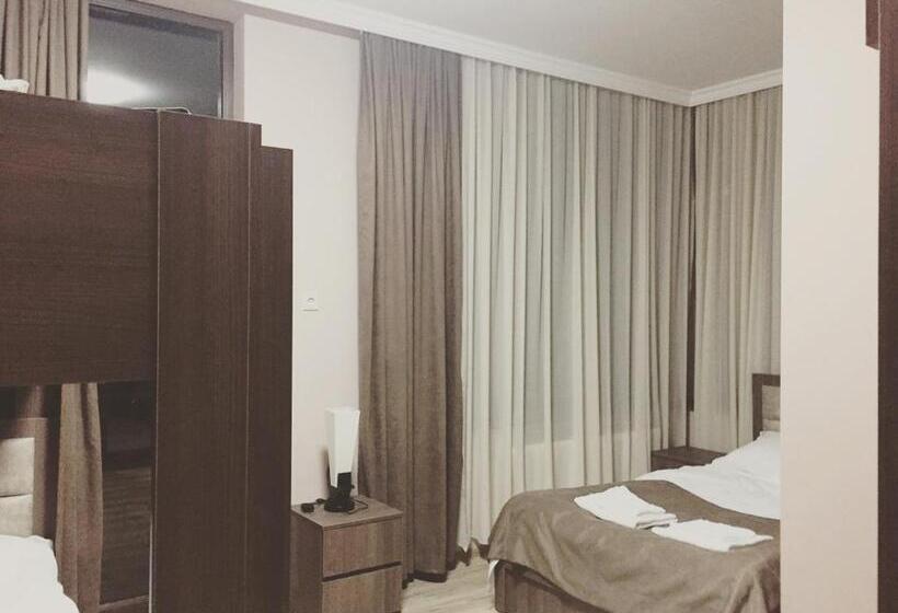 בית מלון כפרי Tradition