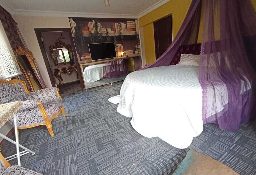 Отель Turgan Butik Villa