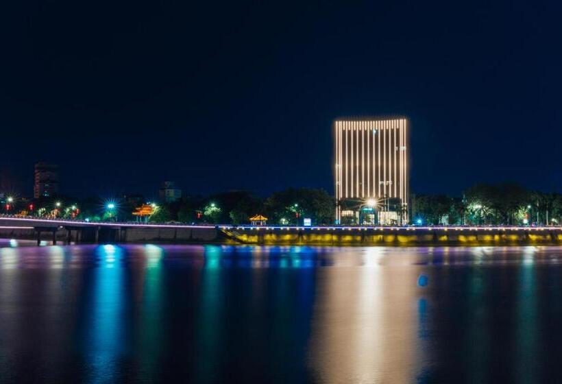 酒店 White Swan Guest House Meizhou