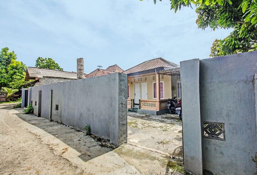 ホテル Zahira Homestay By Oyo