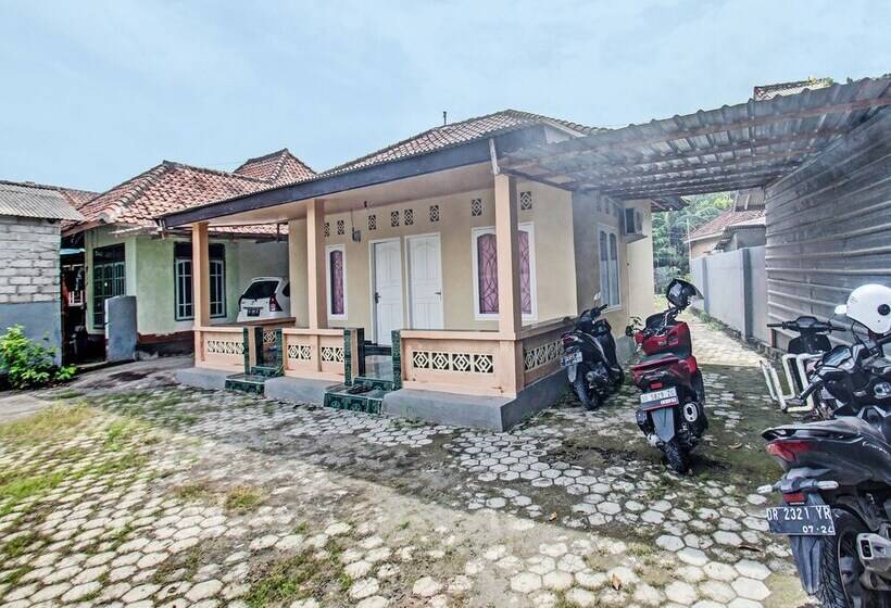 ホテル Zahira Homestay By Oyo