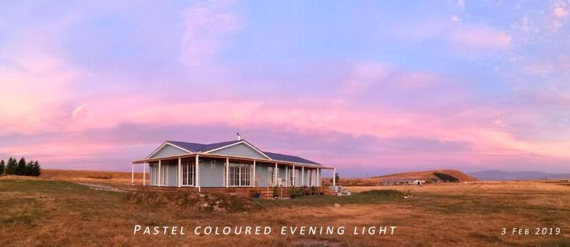 Kahurangi Twizel Hosted Bed & Breakfast