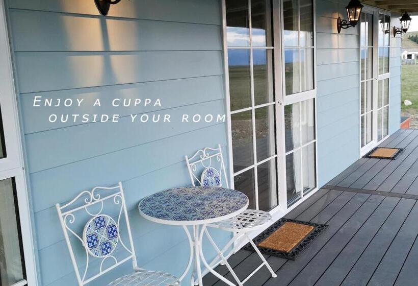 Kahurangi Twizel Hosted Bed & Breakfast