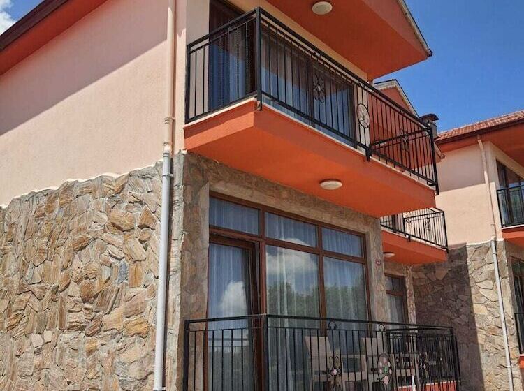 La Vie En Rose Otel By Söğütdağı