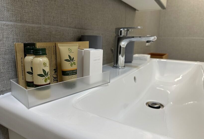 مبيت وإفطار Lxr Rooms Carloforte