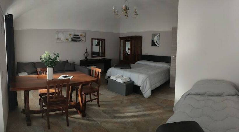 Nautica Tarello Casa Ena B&b