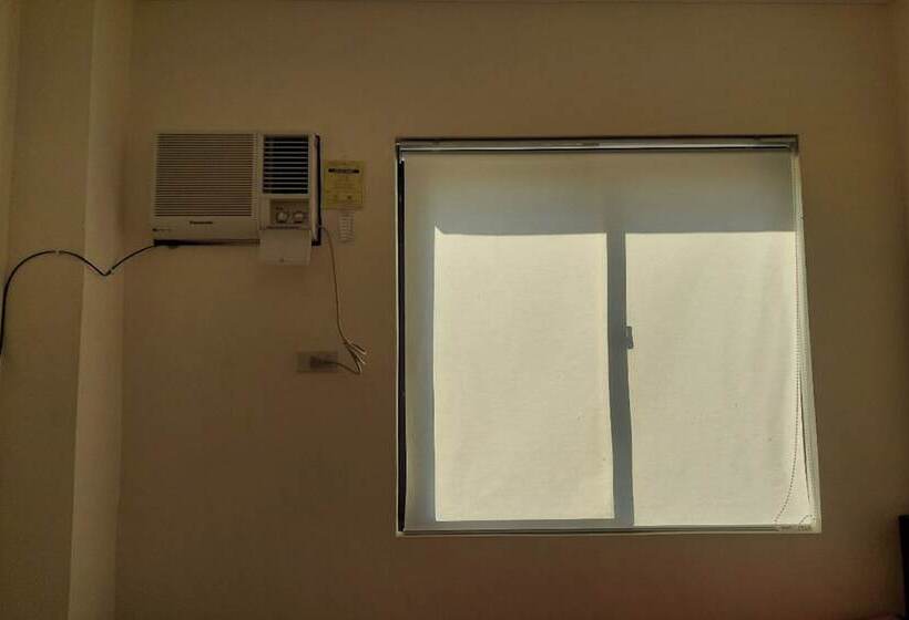 ペンション Alcoy Plaza Eco Park Cebu