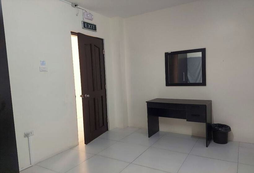 ペンション Alcoy Plaza Eco Park Cebu