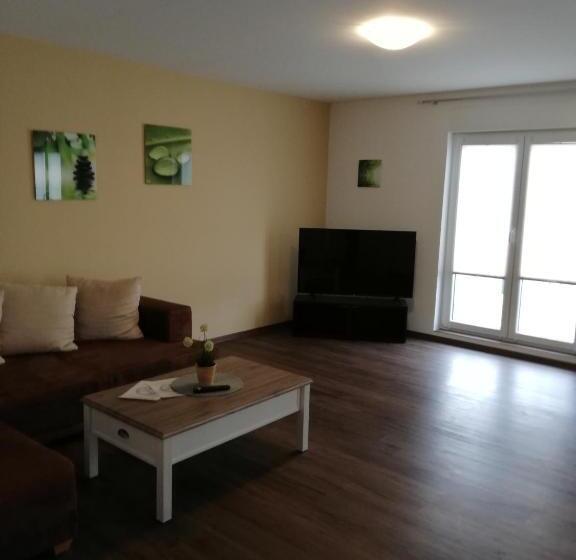 ペンション Apartmenthaus Mehrow