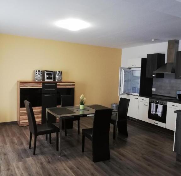Пансион Apartmenthaus Mehrow