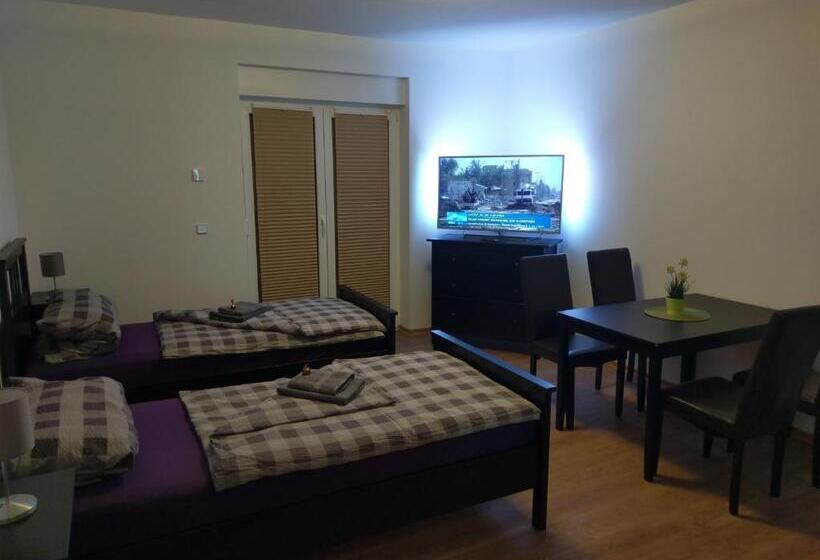 Пансион Apartmenthaus Mehrow