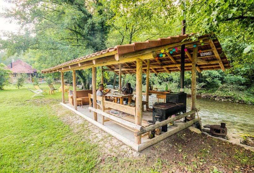 پانسیون Bosa Noga Rzav