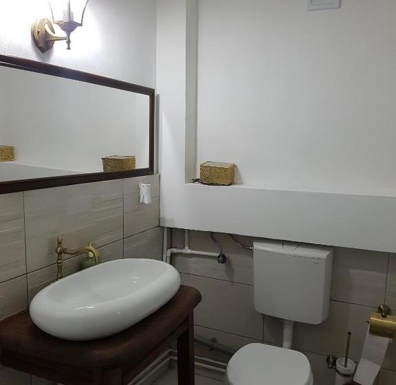 بنسيون Cabana Alena