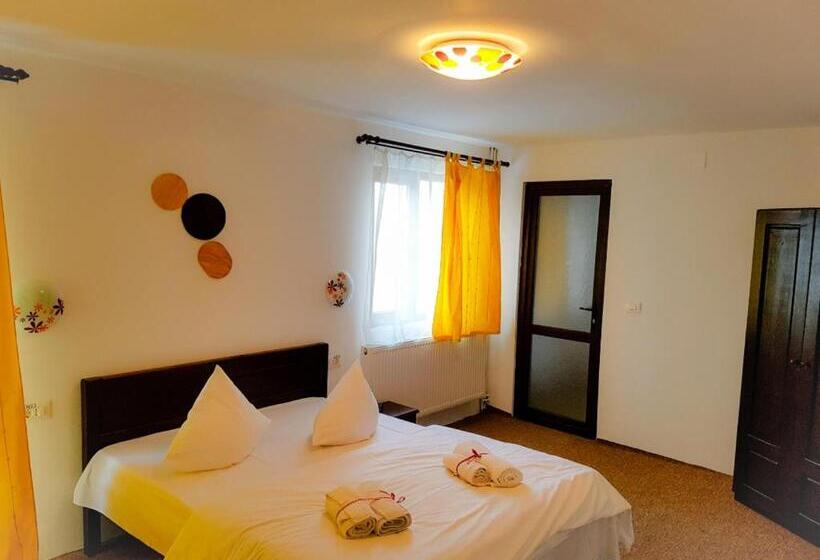 بنسيون Cabana Alena