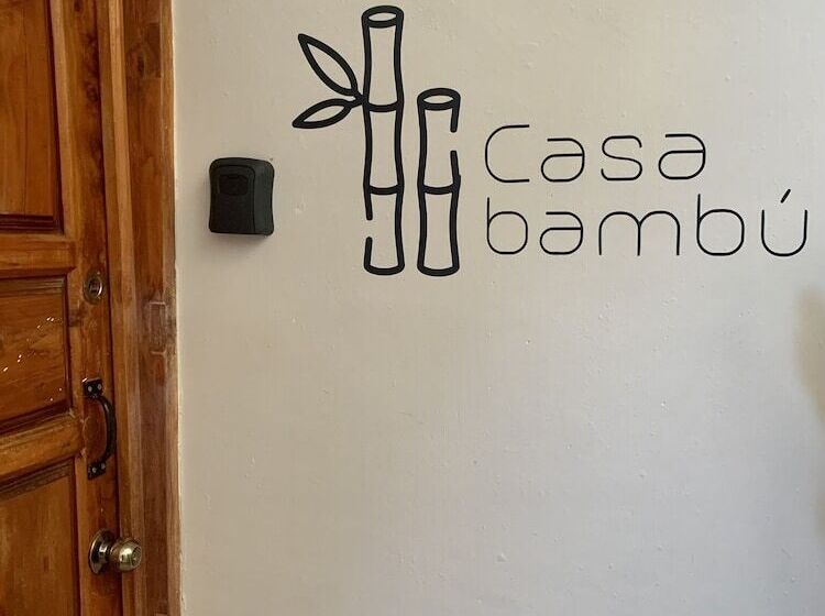 פנסיון Casabambu