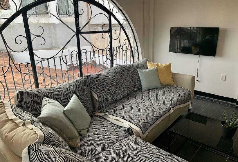 פנסיון Casabambu