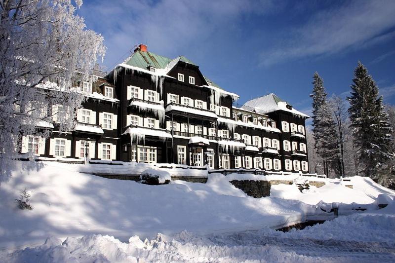 膳宿费 Chata Lucka